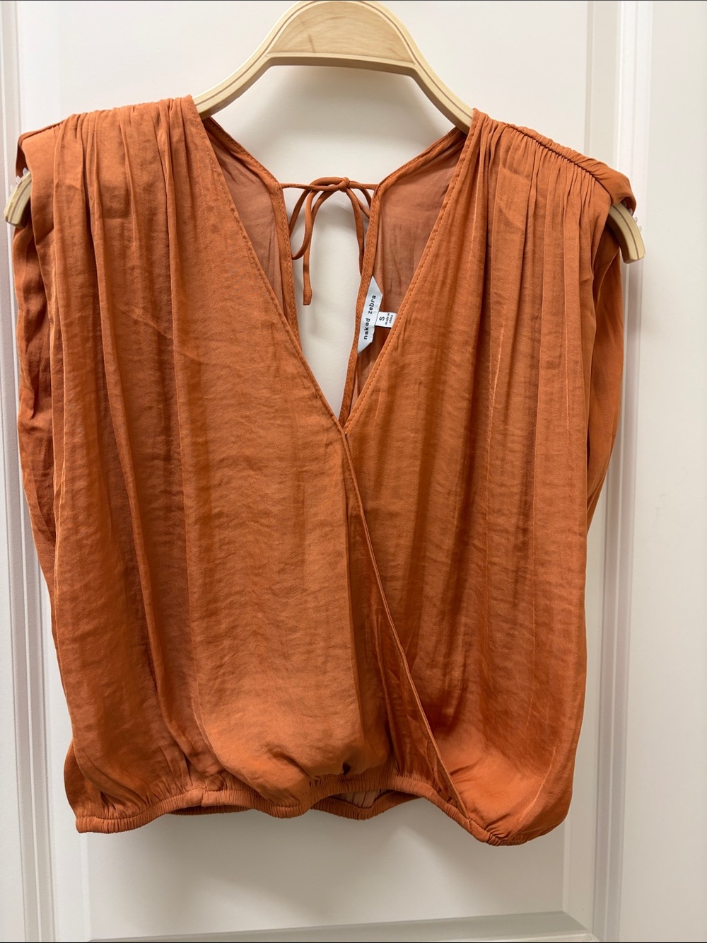 Naked Zebra Rust Orange V-Neck Sleeveless Tie-Back Blouse